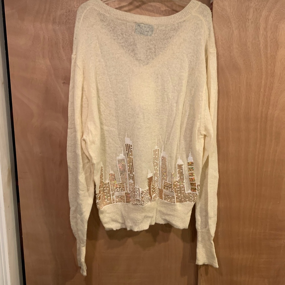 Wild fox city sweater